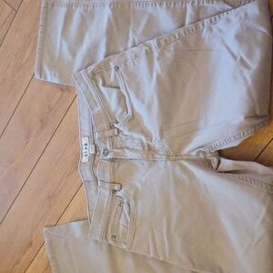 ROWM Mens 5 Pocket Tan Jeans. Cotton 98% 2% Spandex Straight leg GUC 30x32